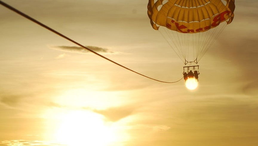 Parasailing a Zanzibar - Foto 2