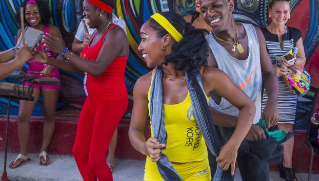 Clase de baile en Trinidad - Foto 2