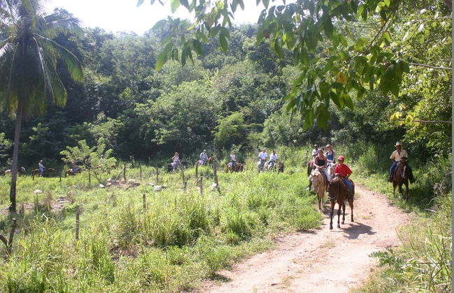 Paseo a caballo por Ixtapa Zihuatanejo - Foto 3