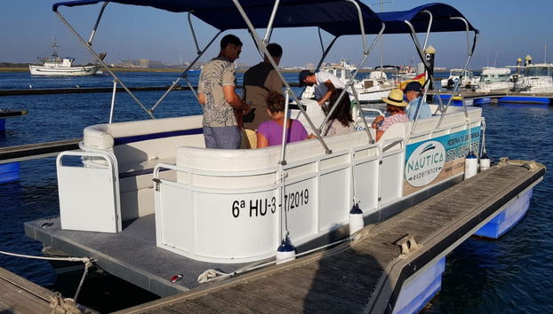 Passeio de barco pela ria de Punta Umbría ao entardecer - Foto 2