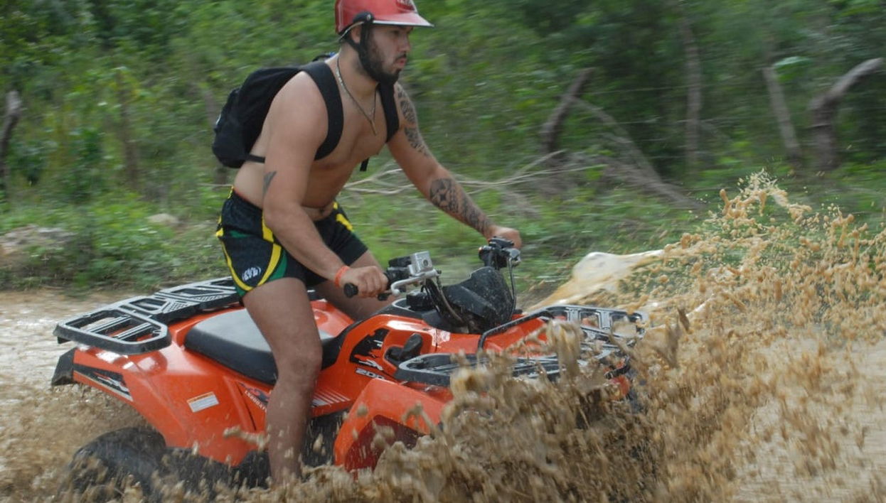 Balade en buggy ou quad dans les plantations de canne à sucre - Photo 1