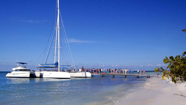 Cayo Blanco Catamaran Trip - Photo 5