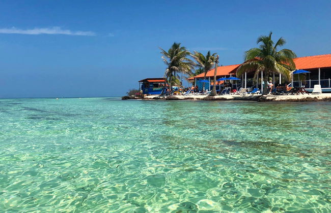 Cayo Blanco Catamaran Trip - Photo 4