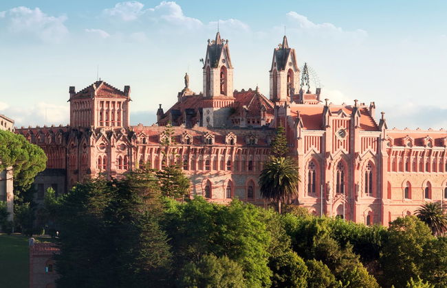 Comillas & Gaudí Capricho Guided Tour - Photo 4