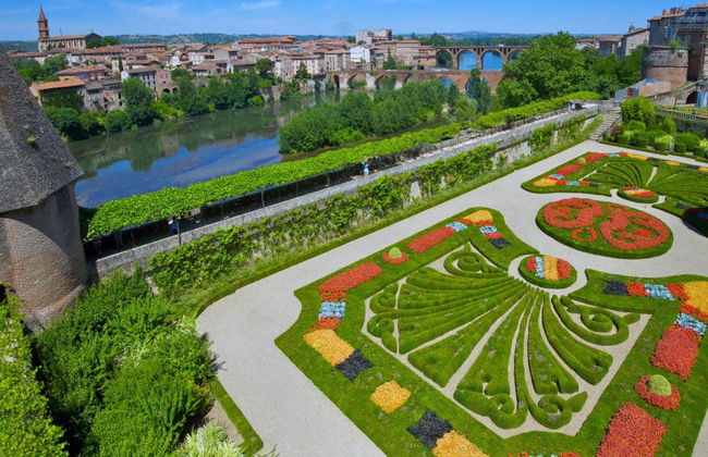 Albi and Cordes-sur-Ciel Day Trip + Audio Guide - Foto 1