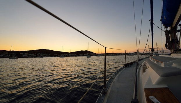 Balade en voilier au coucher de soleil à Fornells - Photo 2