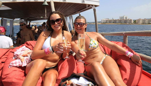 Paseo en barco por las calas de Ibiza - Foto 3