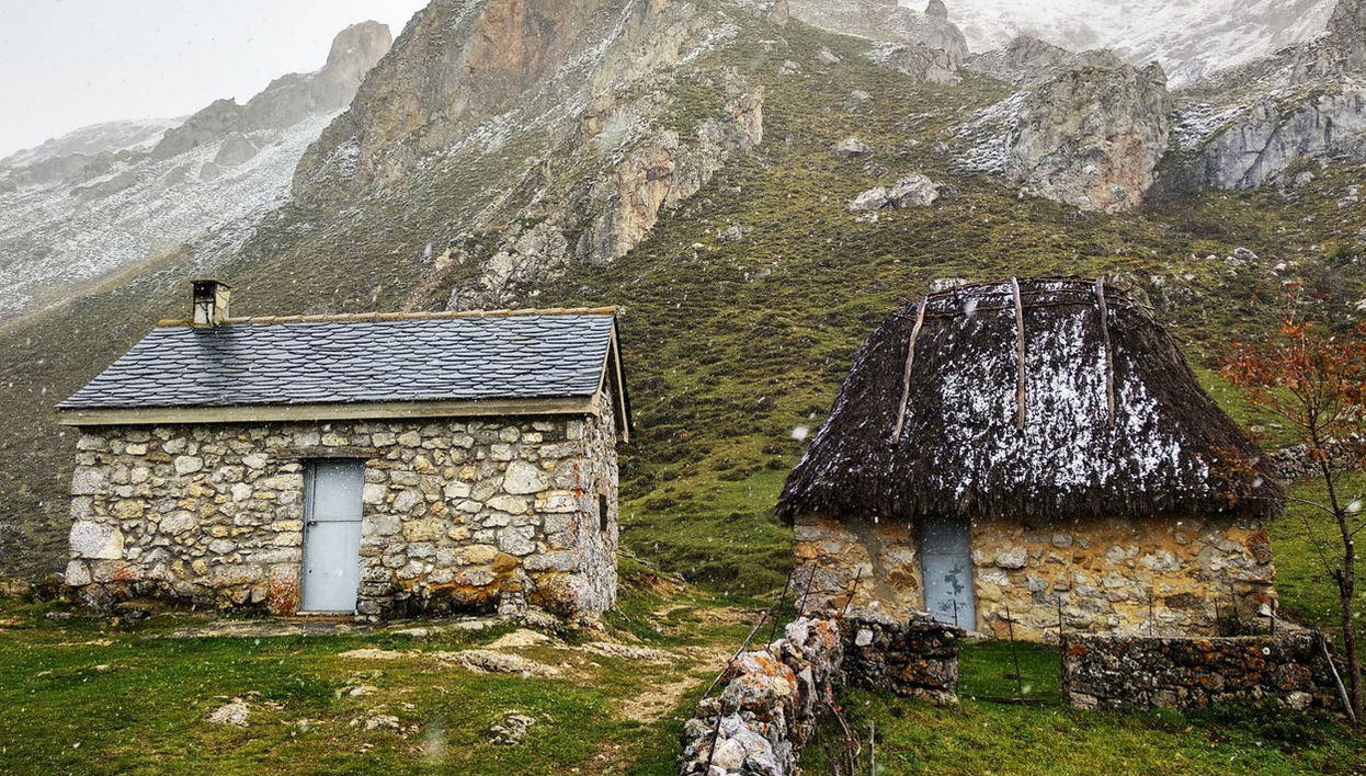 Somiedo Natural Park Hiking Activity - Foto 1