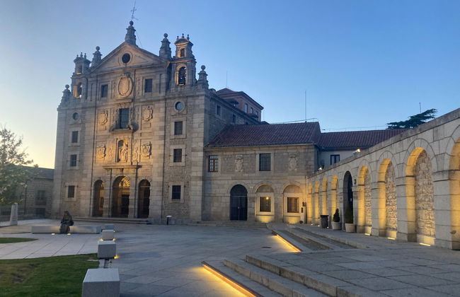 Tour de lendas pela Ávila iluminada - Foto 5