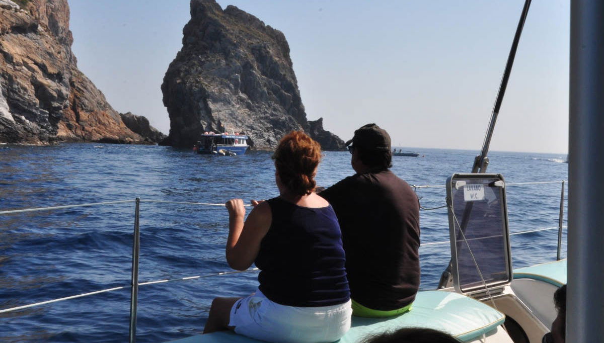 Cap de Creus Catamaran Cruise - Foto 1