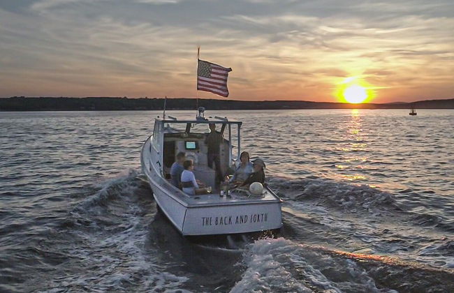 Sunset Cruise + Lobster Roll Tasting - Photo 4