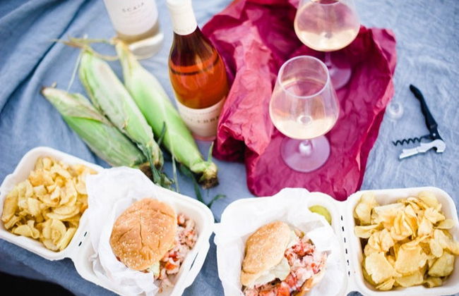 Paseo en barco al atardecer + Degustación de lobster roll - Foto 6
