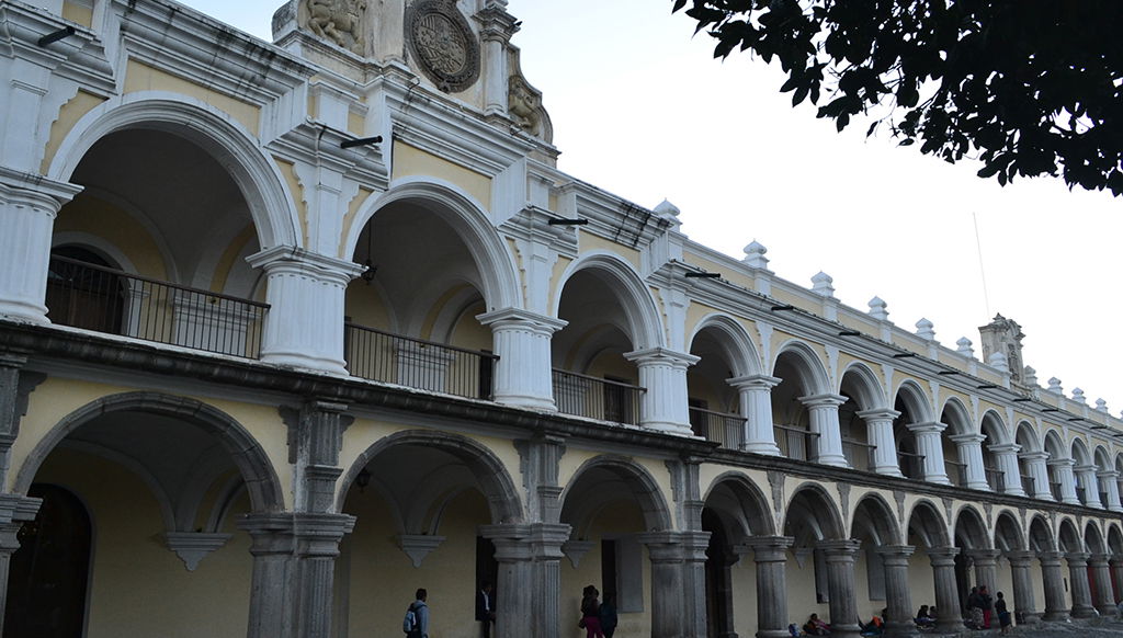 Around and cultural antigua from Antigua Guatemala - Foto 1