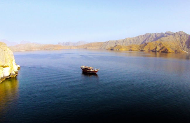 Dhow Cruise in the Musandam Fjords - Photo 5