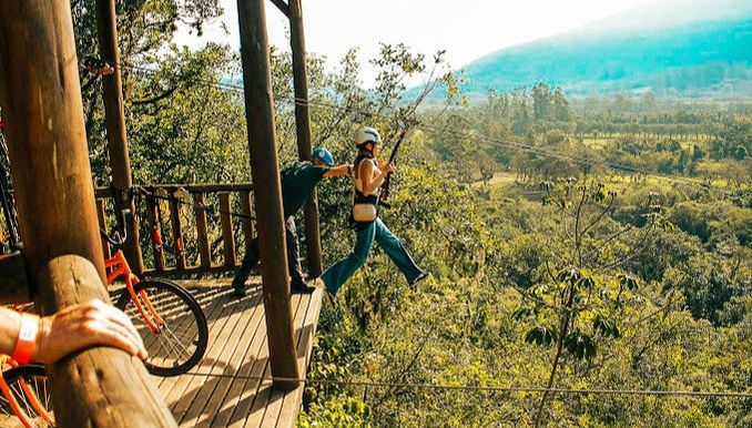 Ziplining in Praia Grande - Photo 1