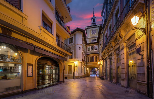 Tour de los misterios y leyendas de Oviedo - Photo 1