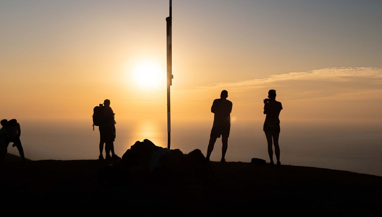 Senderismo por Appietto al atardecer