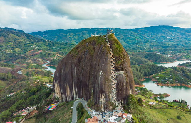 Passeio de lancha pela represa de Guatapé com churrasco - Foto 5