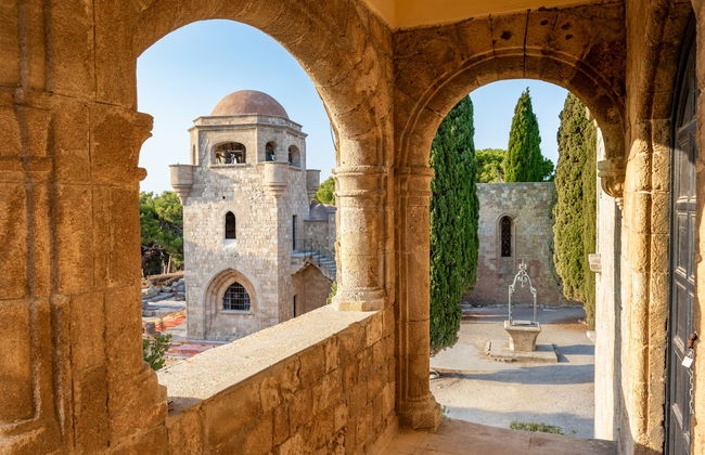 Excursion au Mont Filérimos et à la Vallée des Papillons - Photo 1