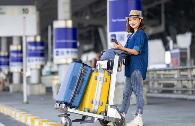 Keflavík Airport Shuttle to Reykjavík - Photo 7