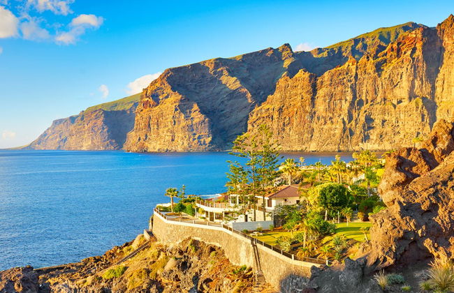 Excursión a Los Gigantes, Icod, Puerto de la Cruz y Candelaria - Foto 1