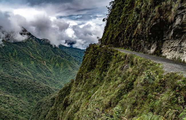 Death Road Bike Tour - Photo 4