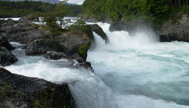Excursión a los Saltos de Petrohué y volcán Osorno - Foto 5