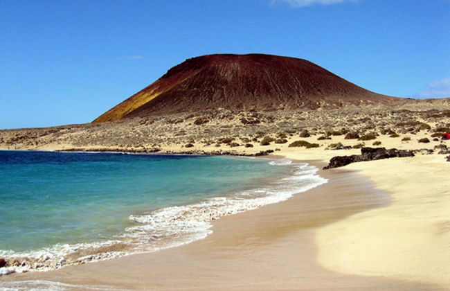 Isla de La Graciosa por libre en ferry - Foto 2
