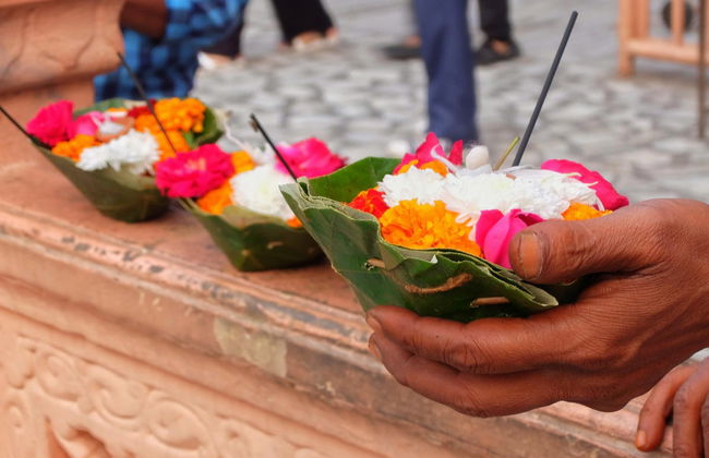 Ganga Aarti Spiritual Walking Tour - Photo 3