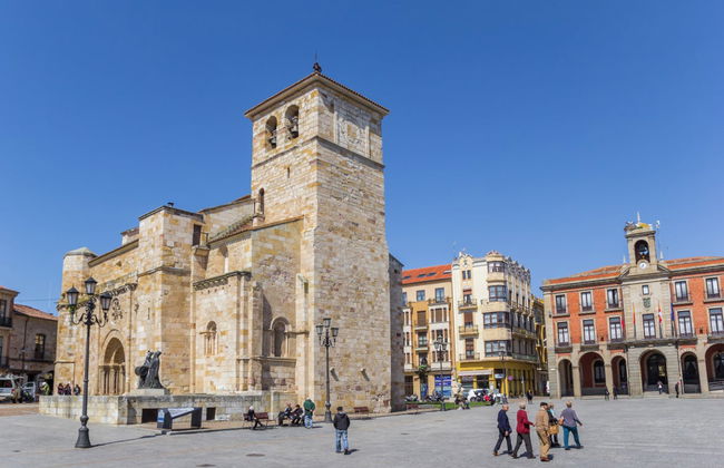 Zamora Private Tour - Photo 1