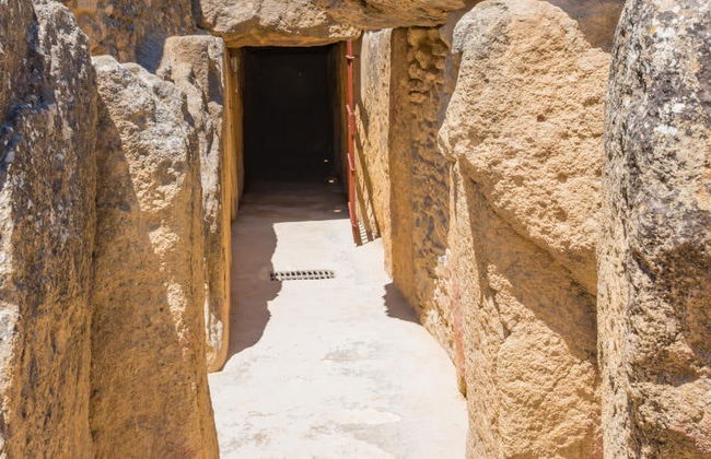 Visita guiada pelos Dólmens de Antequera - Foto 3