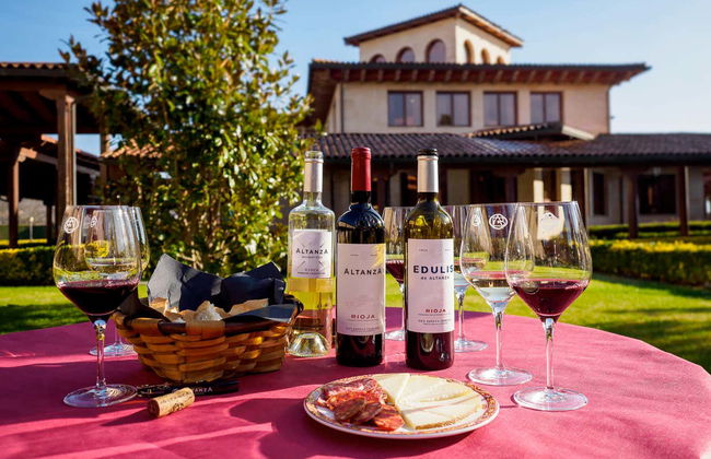 Visita a las bodegas Altanza - Foto 8