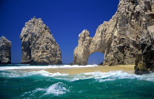 Paseo en barco por Cabo San Lucas con snorkel - Foto 3