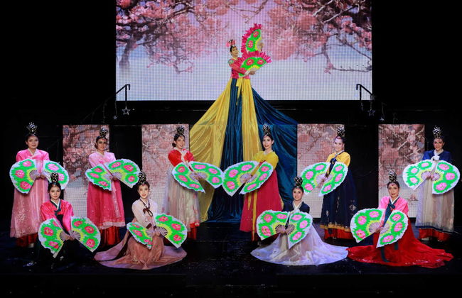 Spectacle de cabaret au Siam Dragon Show - Photo 7