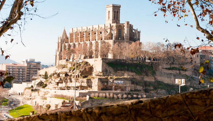 Manresa Guided Tour - Foto 3