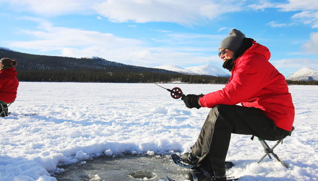 Pesca en el hielo en Whitehorse + Raquetas de nieve - Foto 2