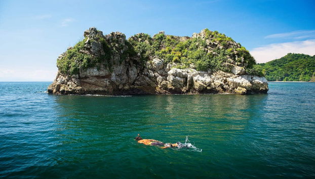 Tortuga Island Cruise - Photo 3