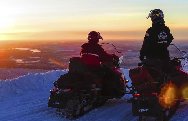 Passeio de moto de neve sob a aurora boreal - Foto 3