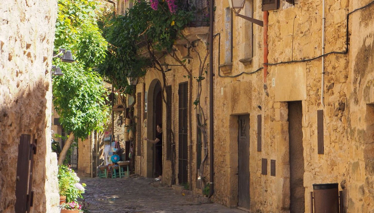 Free tour por Peratallada - Foto 1