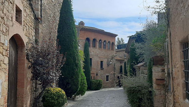 Free Walking Tour of Peratallada - Foto 4
