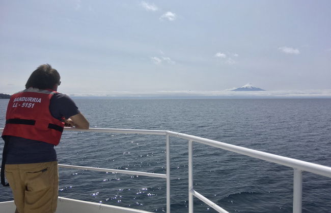 Passeio de barco pelo lago Llanquihue - Foto 2