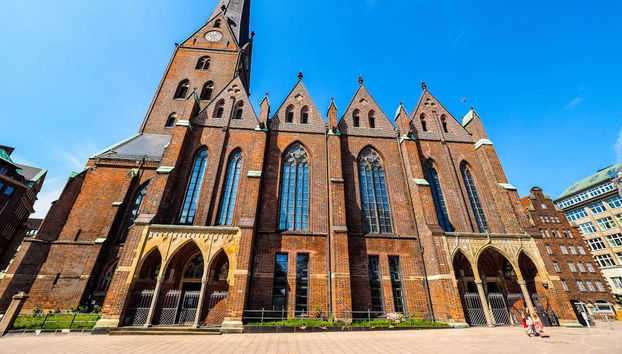 Hamburg Private Walking Tour - Photo 3