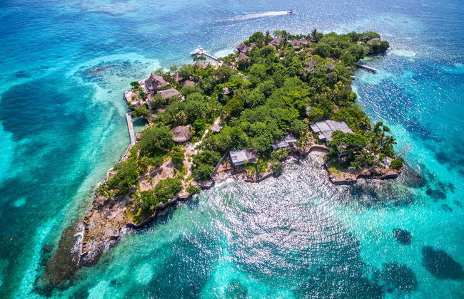 Pirata Island Day Trip - Photo 1