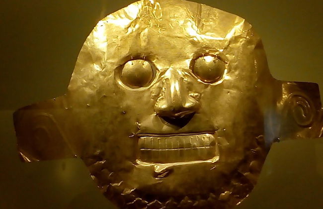 La Candelaria & Gold Museum Walking Tour - Photo 7