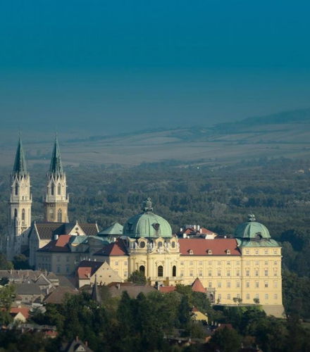 Foto de Entrada al monasterio de Klosterneuburg