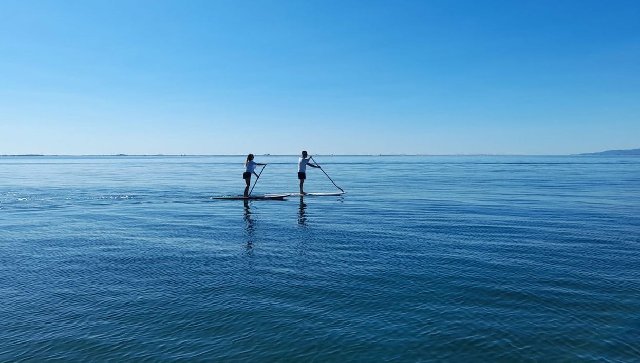 Paddle surf por las mejilloneras de San Carlos de la Rápita - Foto 1