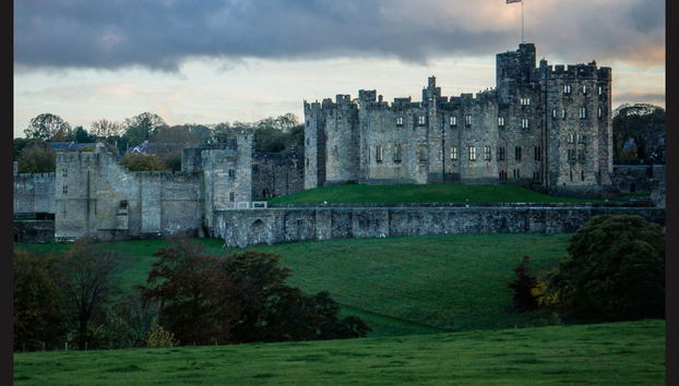 Holy Island & Alnwick Castle Day Trip - Foto 5