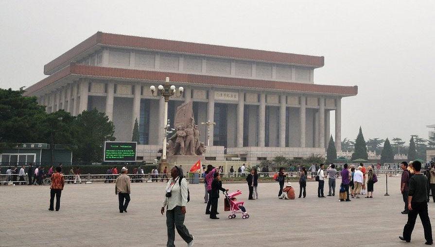 Visite privée de la Place Tiananmen, la Cité Interdite et les hutongs - Photo 1
