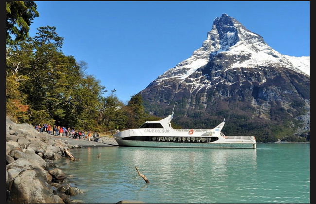 Paseo en barco por el Lago Argentino - Foto 1