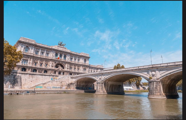 Battello sul Tevere a Roma - Foto 6